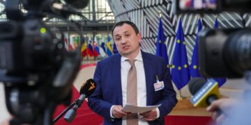 El ministro de Política Agraria de Ucrania, Mykola Solskyi, este martes en Bruselas. EFE/EPA/OLIVIER HOSLET