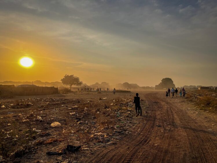 De acuerdo con el ministerio, "hay calma en todos los estados excepto en los estados de Jartum y Darfur Central. Todavía hay casos de heridos y muertos como resultado de la guerra en curso", indicó.EFE/Pablo Moraga