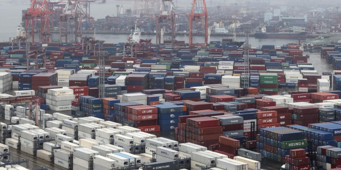 El puerto de Busán, en Corea del Sur, que aspira a ser la sede de la Expo 2030. EFE/EPA/YONHAP