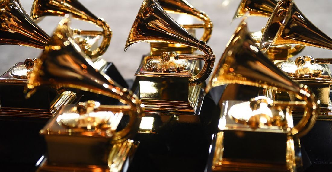 Los Grammy dicen no a último disco de Los Beatles creado con AI. AFP