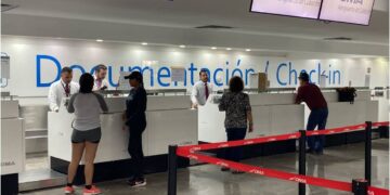 Reanuda actividades aeropuerto de Culiacán, Sinaloa. Foto: Especial