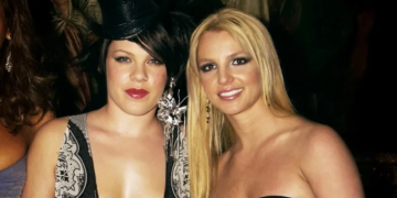 Pink junto a Britney Spears.