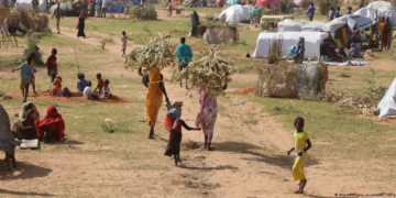 Campo de refugiados sudaneses en Goz Beida en ChadImagen: Marie-Helena Laurent/WFP/AP/picture alliance