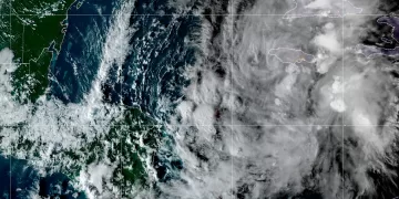 Vista satélite del potencial ciclón Veintidós en el mar Caribe. Crédito: NOAA