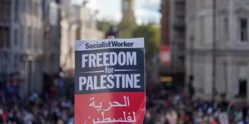 Movilización en el centro de Londres en apoyo al pueblo palestino. - Europa Press/Contacto/Tayfun Salci