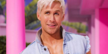 Ryan Gosling como Ken en la película de Barbie. Foto: Warner Bros