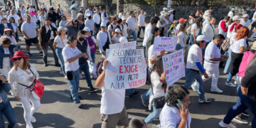 Marcha de maestros en Cuernavaca, Morelos. Foto de @DiariodeMorelos