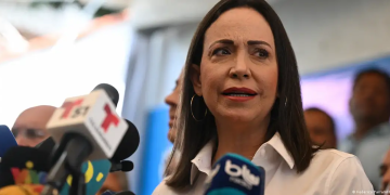El TSJ ratificó la inhabilitación por 15 años para la candidata presidencial opositora María Corina Machado.Imagen: Federico Parra/AFP/Getty Images