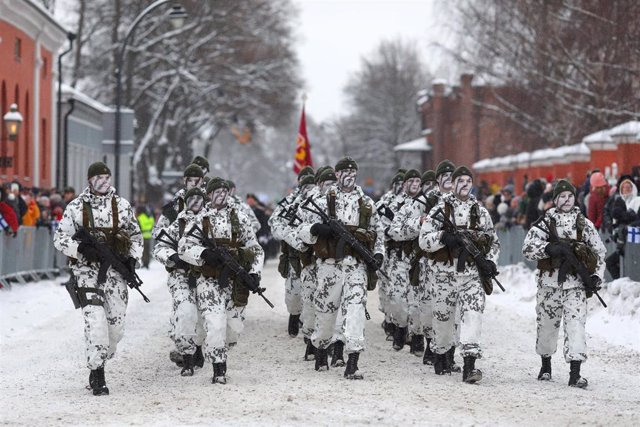 Las Fuerzas Armadas de Finlandia durante un desfile militar - Europa Press/Contacto/Marina Takimoto