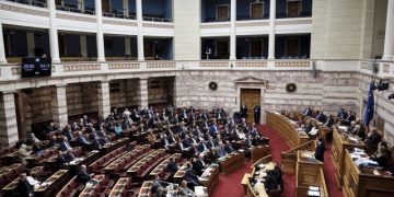 Diputados griegos en el Parlamento de Atenas - Dimitris Papamitsos/Greek Prime / DPA - Archivo