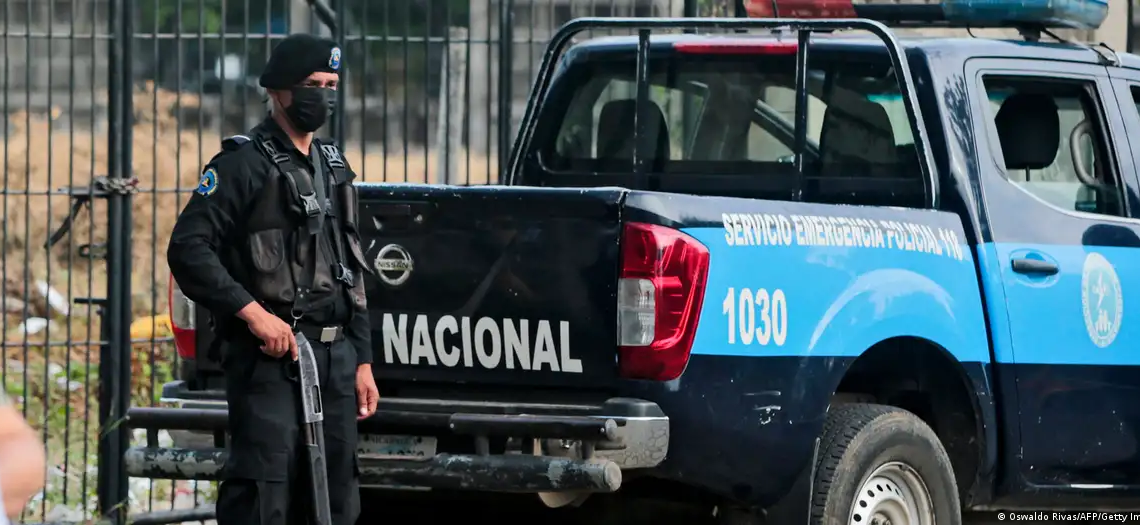 Patrulla de la Policía Nacional en Managua, Nicaragua. Imagen: Oswaldo Rivas/AFP/Getty Images