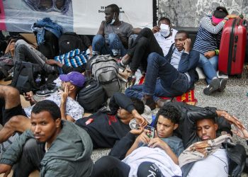 Migrantes en Estados Unidos, en una fotografía de archivo. EFE/EPA/Sarah Yenesel