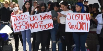 Manifestación en Taxco por asesinato de la niña Camila. Foto de El Universal