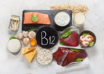La deficiencia de vitamina B12 puede conducir a anemia megaloblástica y daño neurológico. (Shutterstock)