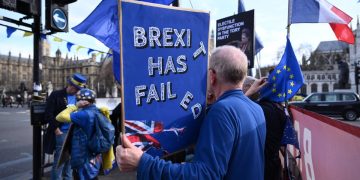 Protesta contra el Brexit en las inmediaciones del Parlamento británico en Londres - Europa Press/Contacto/Cal Ford
