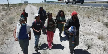 Migrantes en Chihuahua. Foto de EFE/Luis Torres